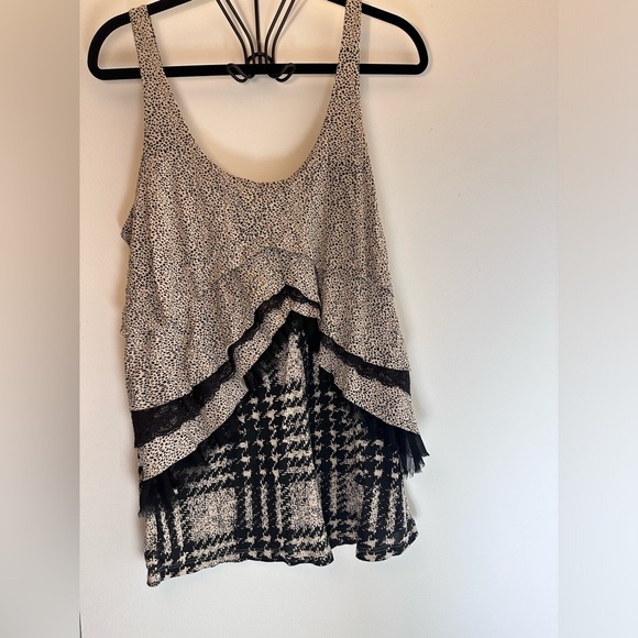 Silence + noise leopard print lace ruffle layered tank top size M - Picture 2 of 16